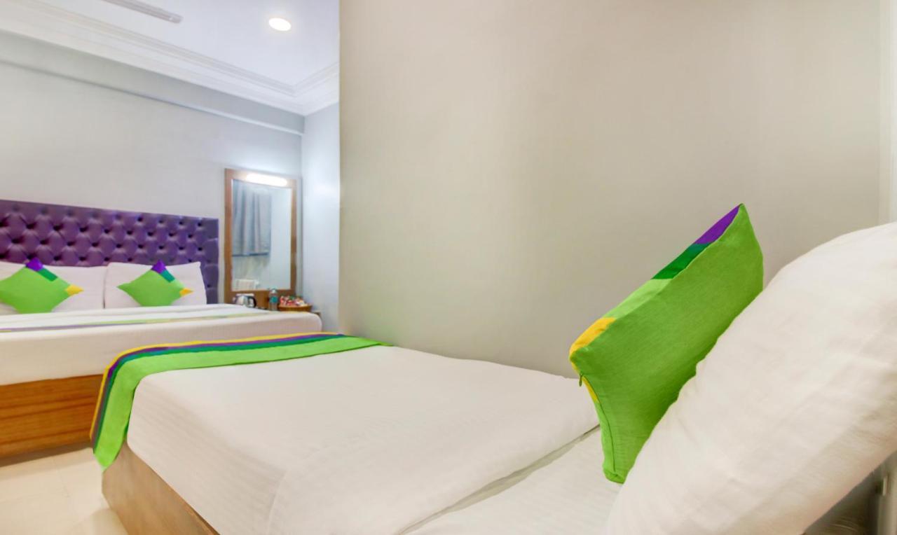 Treebo Cruz Royale Santacruz West Hotel Mumbai Ngoại thất bức ảnh