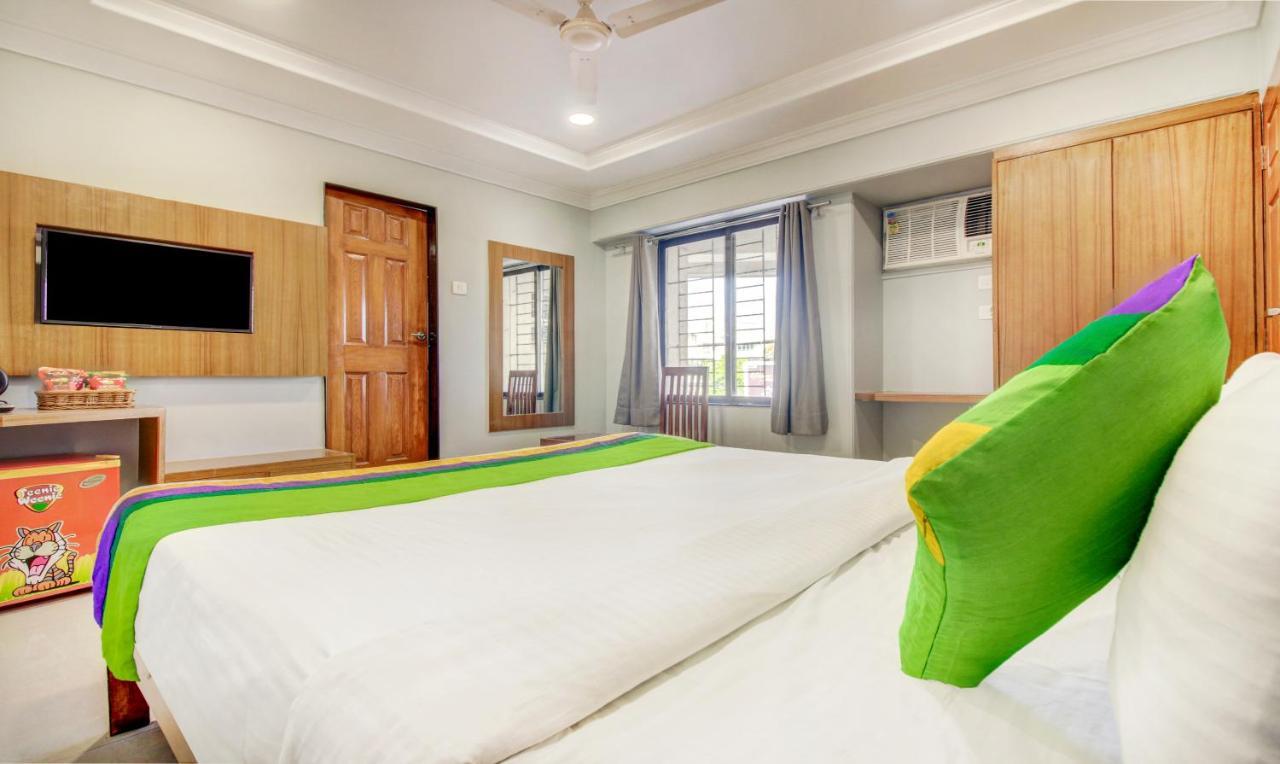 Treebo Cruz Royale Santacruz West Hotel Mumbai Ngoại thất bức ảnh