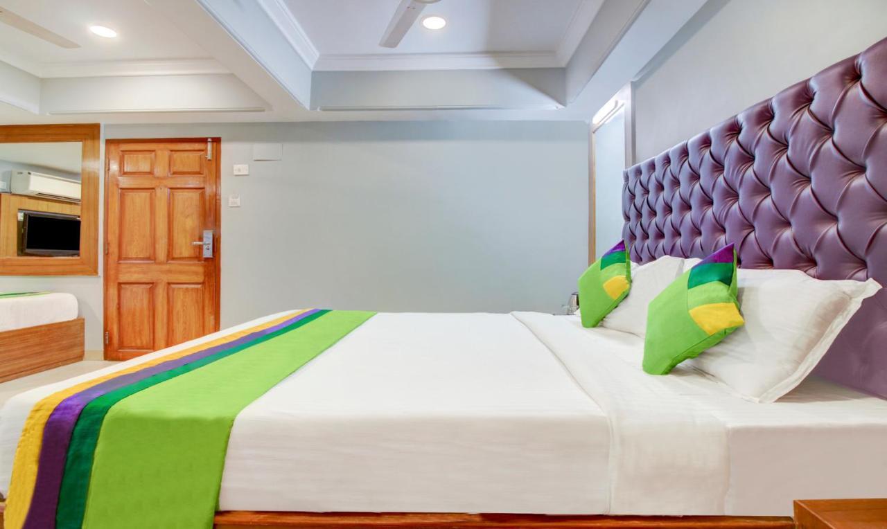 Treebo Cruz Royale Santacruz West Hotel Mumbai Ngoại thất bức ảnh