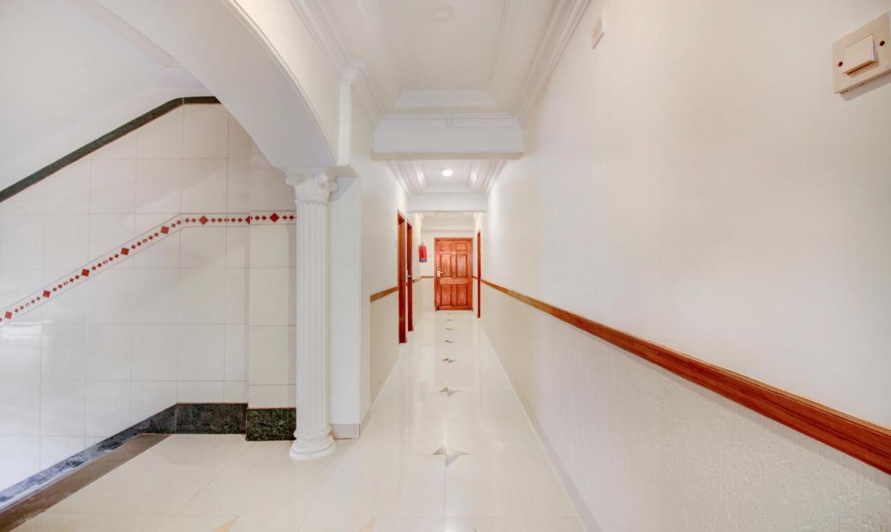 Treebo Cruz Royale Santacruz West Hotel Mumbai Ngoại thất bức ảnh