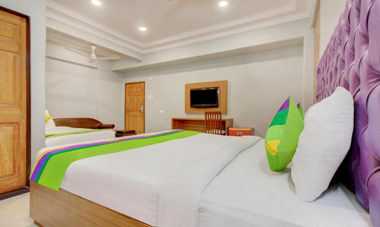 Treebo Cruz Royale Santacruz West Hotel Mumbai Ngoại thất bức ảnh