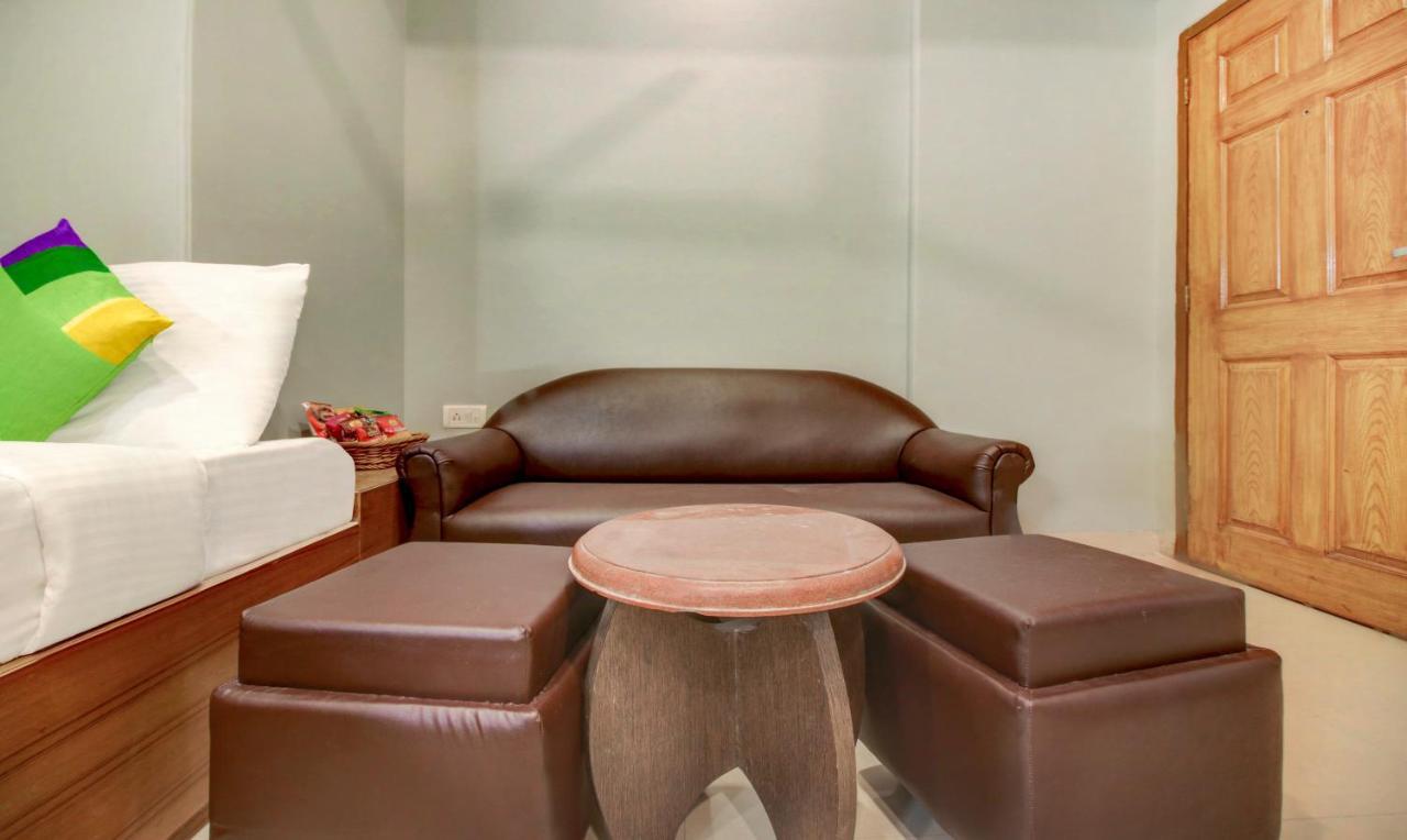 Treebo Cruz Royale Santacruz West Hotel Mumbai Ngoại thất bức ảnh