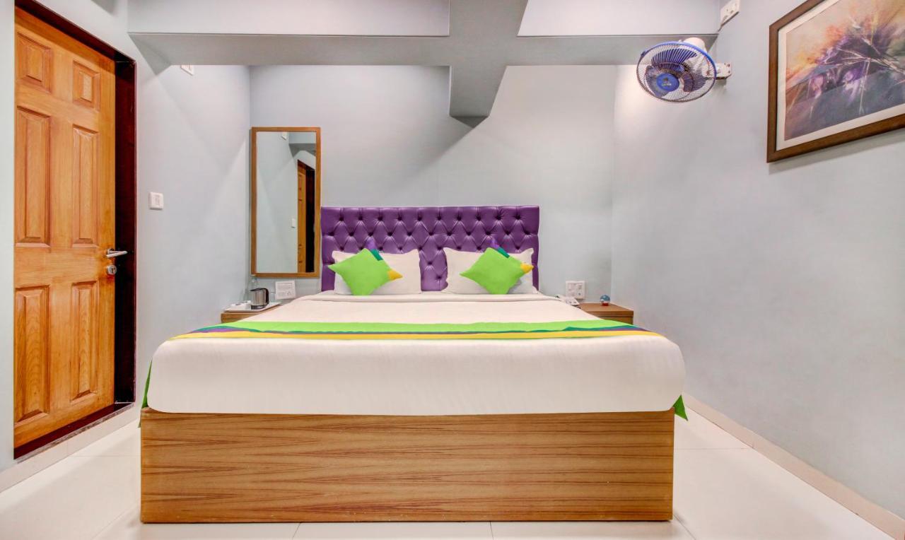 Treebo Cruz Royale Santacruz West Hotel Mumbai Ngoại thất bức ảnh