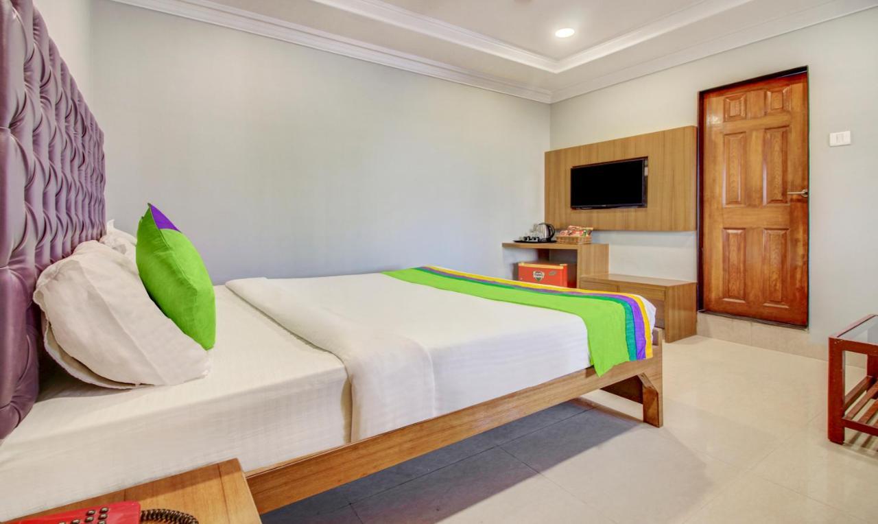 Treebo Cruz Royale Santacruz West Hotel Mumbai Ngoại thất bức ảnh