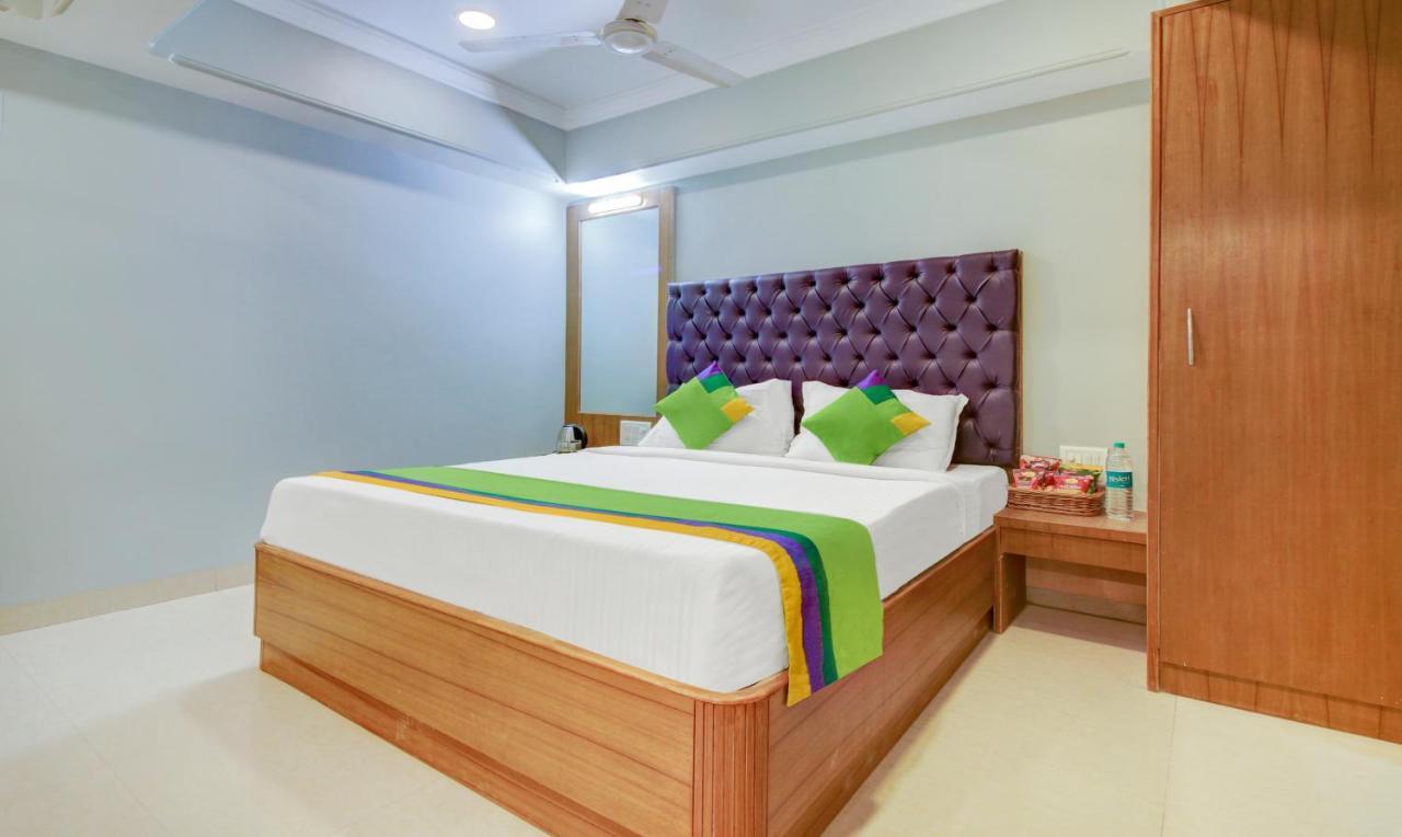 Treebo Cruz Royale Santacruz West Hotel Mumbai Ngoại thất bức ảnh