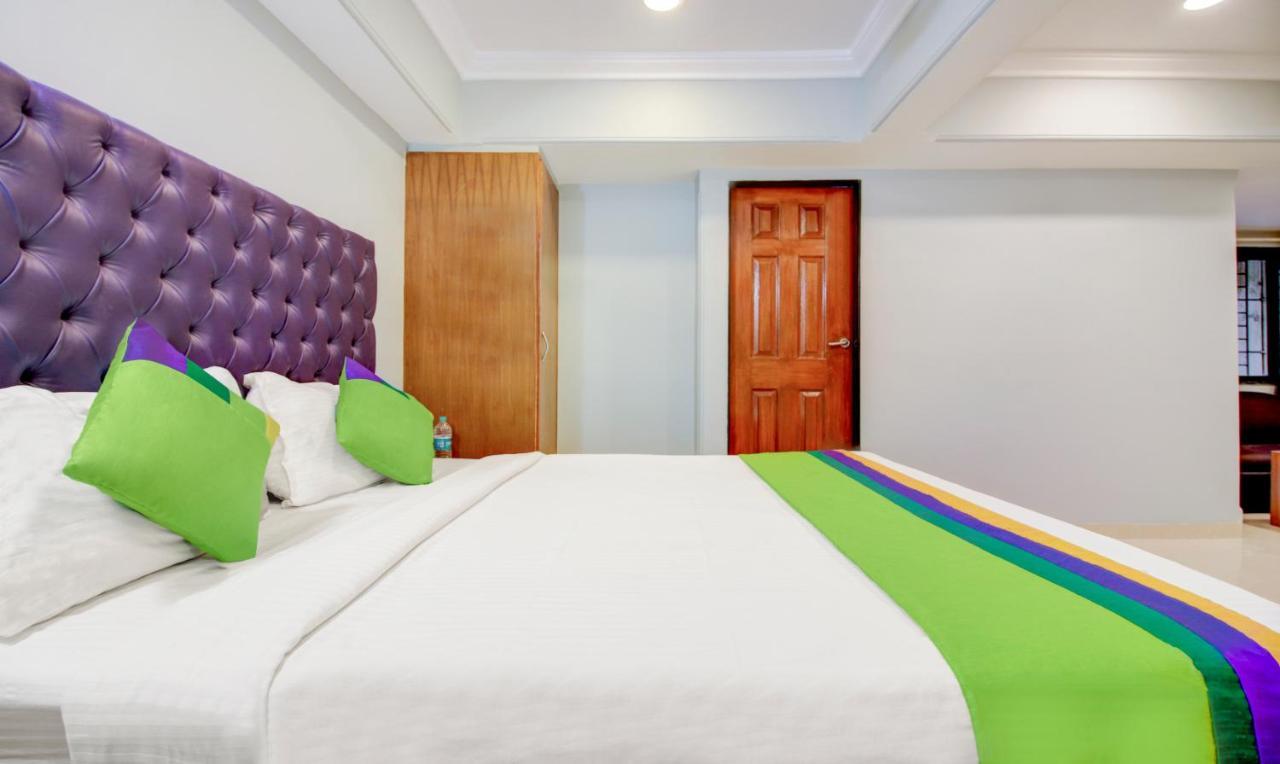 Treebo Cruz Royale Santacruz West Hotel Mumbai Ngoại thất bức ảnh